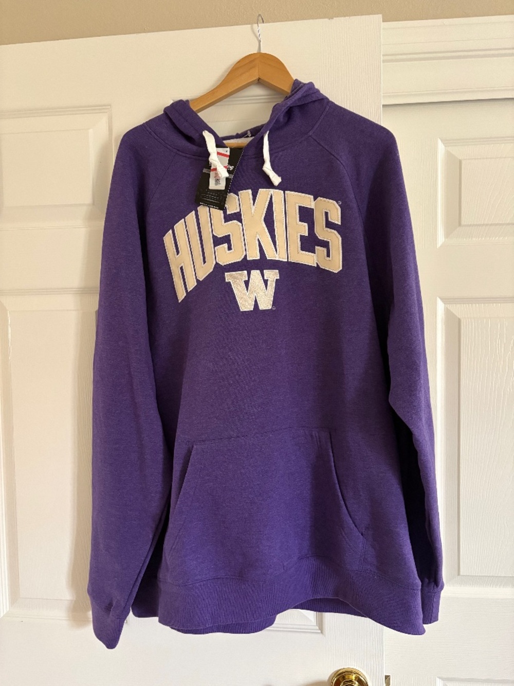 U of W Huskies Hoodie